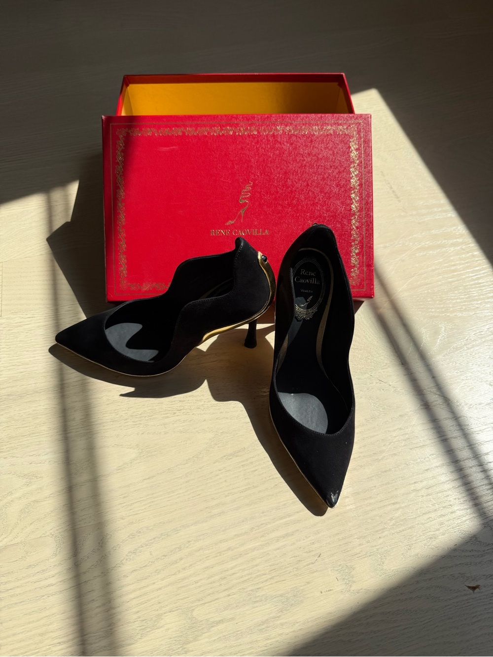 Rene Caovilla Black Pointed-Toe Kitten Heel Pumps